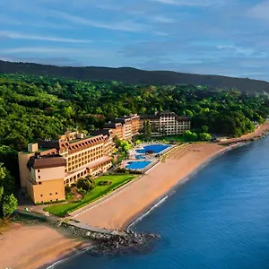 Курортный комплекс Hvd Riviera Ultra & Mineral Pool - Private & Free Parking, Золотые Пески